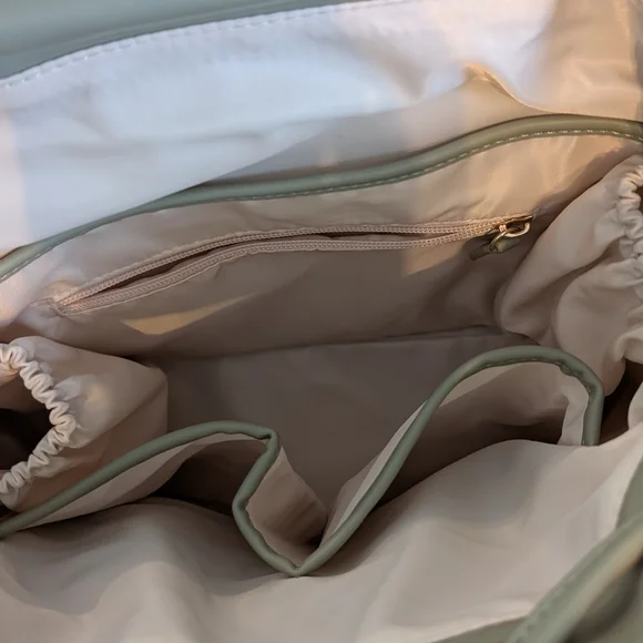 White Elm Luna, Backpack Style Bag - Light Green - Picture 4 of 5